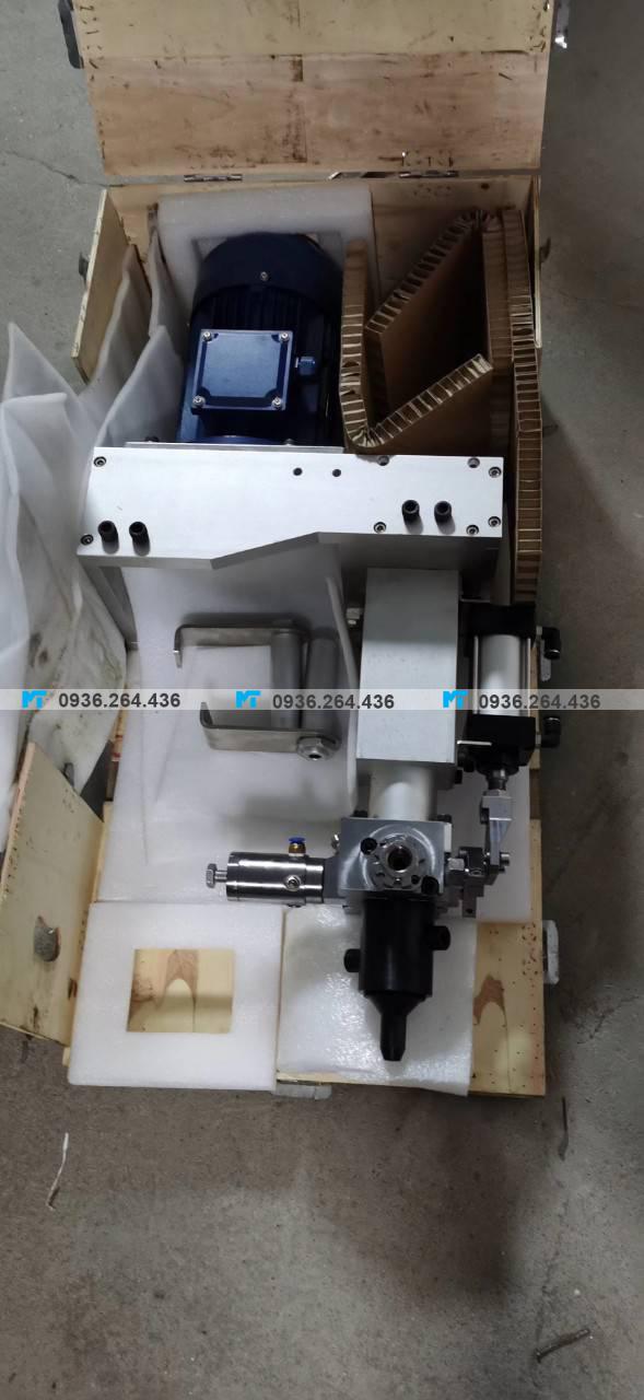 z2396062087270_3613f03e52c369791c86cc0b589c80e4