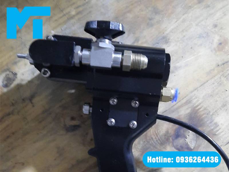 dac-trung-cua-sung-phun-foam-pu-2 Súng phun foam PU 2 thành phần có đặc trưng gì