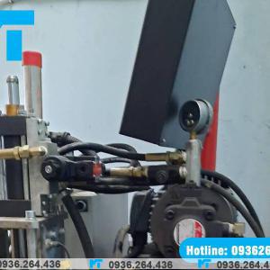 Những ưu điểm của máy phun trộn PU áp cao