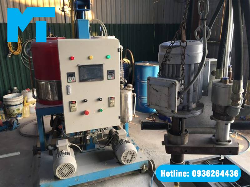 ung-dung-cua-may-phun-tron-pu Ứng dụng máy phun trộn PU trong sản xuất mút xốp