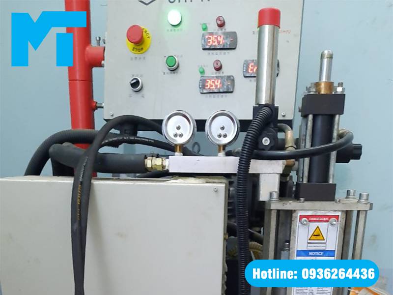 vai-tro-cua-may-tron-pu-foam-1 (2) Vai trò của máy trộn PU Foam 1